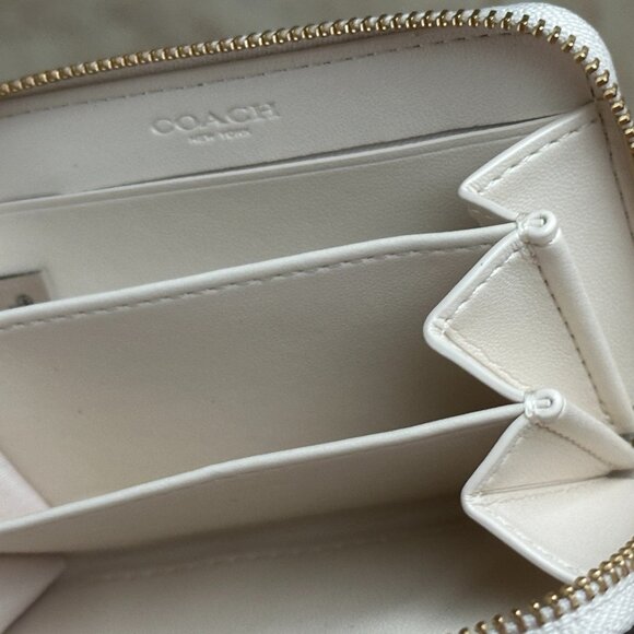 COACH SMALL ZIP AROUND CARD CASE WITH SKETCH PRINT:NWT CHALK/MULTI CCD21 - Picture 10 of 11